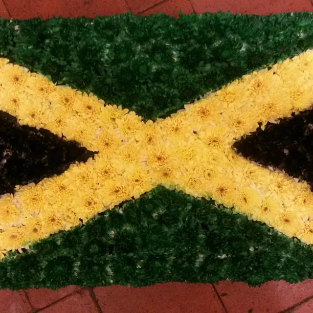 jamaica flag flowers